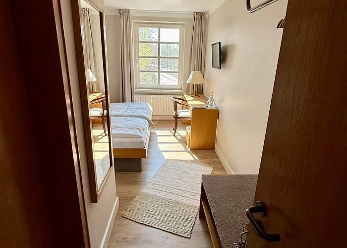 Block Hotell 3*
